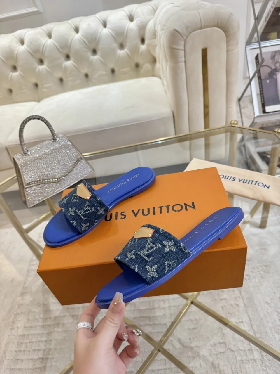 👟👟Ex-factory price 340👟👟 Genuine leather sole +40 Lv denim jacquard slippers, ex-factory price 70-43 Leather sole +40